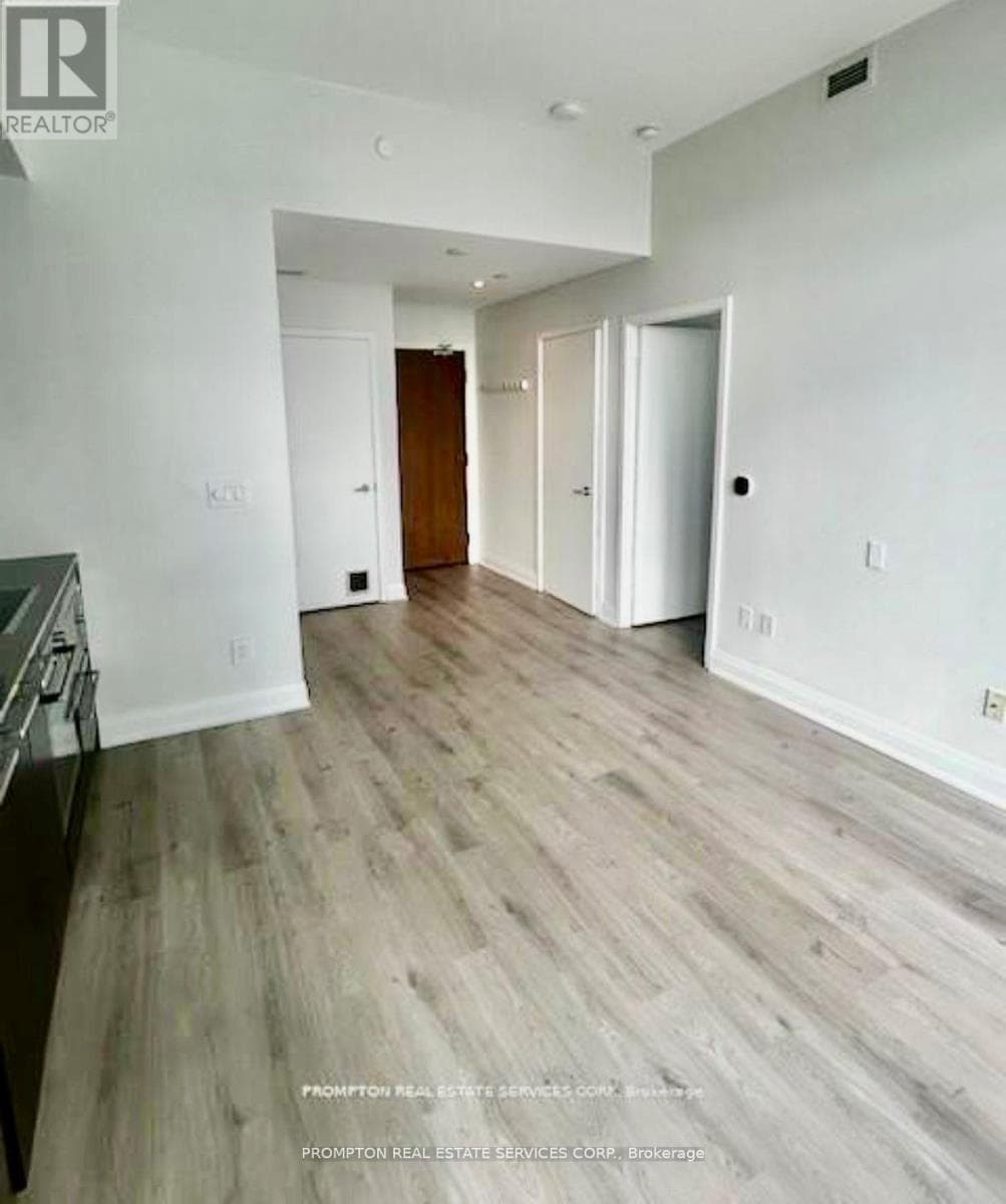 Single Family at 1807- 115 Mcmahon Drive, Toronto (Bayview Village), Ontario - Photo 7 - RE/MAX Garden City Realty