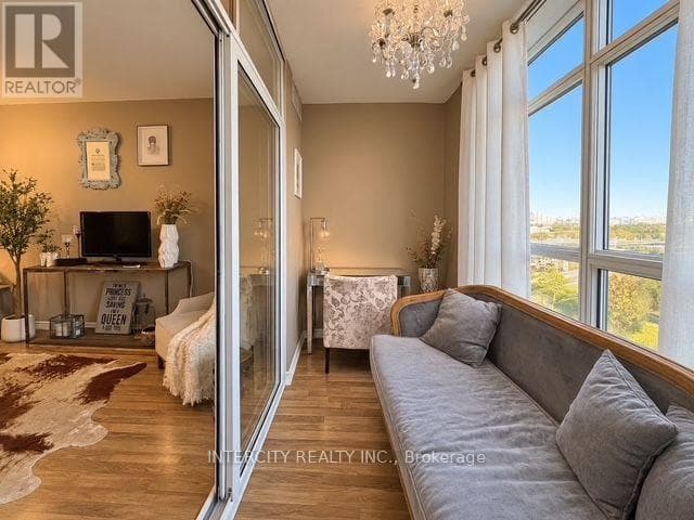 Single Family at 1204- 9235 Jane Street, Vaughan (Maple), Ontario - Photo 8 - RE/MAX Garden City Realty