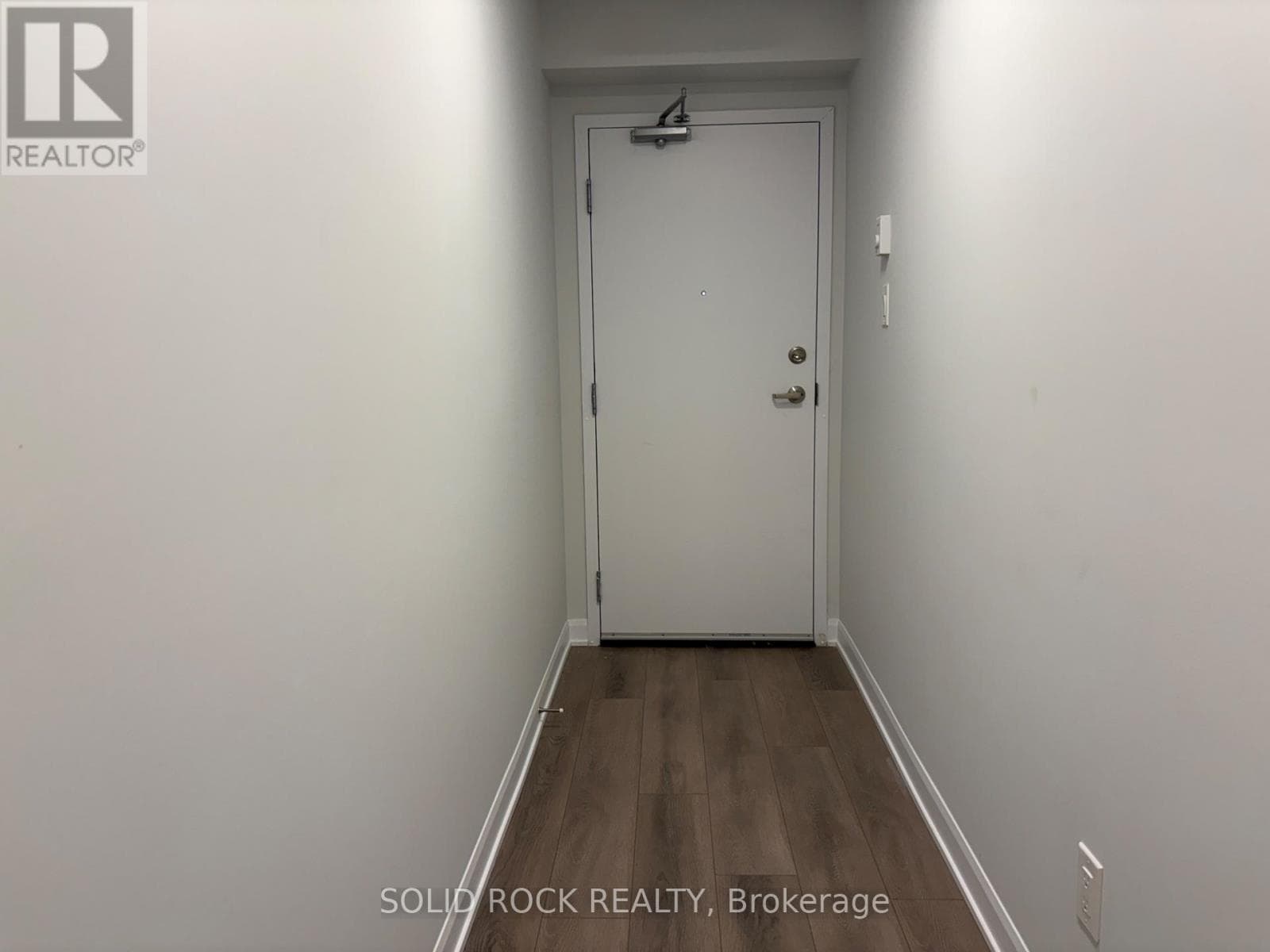 Single Family at 18- 1001 Glenroy Gilbert Drive, Ottawa, Ontario - Photo 3 - RE/MAX Garden City Realty