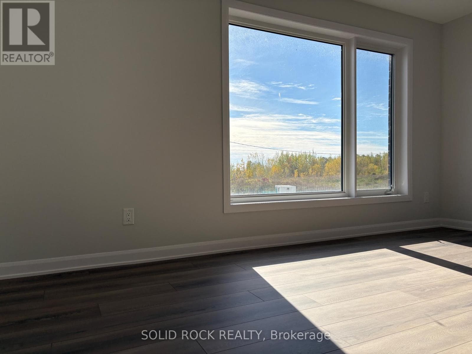 Single Family at 18- 1001 Glenroy Gilbert Drive, Ottawa, Ontario - Photo 9 - RE/MAX Garden City Realty