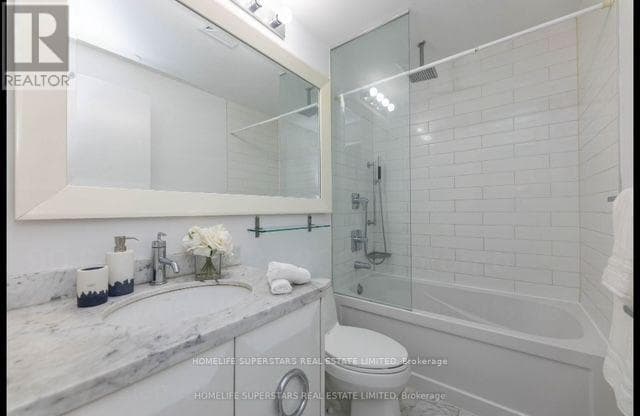 Single Family at 2001- 90 Park Lawn Road, Toronto (Mimico), Ontario - Photo 6 - RE/MAX Garden City Realty