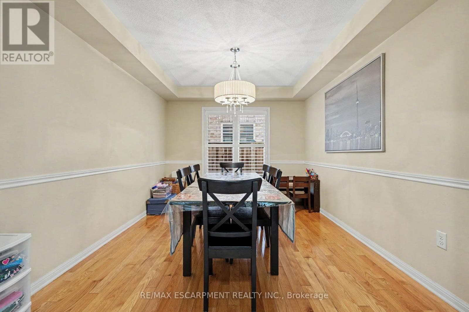Single Family at 418 Kitty Murray Lane, Hamilton (Meadowlands), Ontario - Photo 5 - RE/MAX Garden City Realty