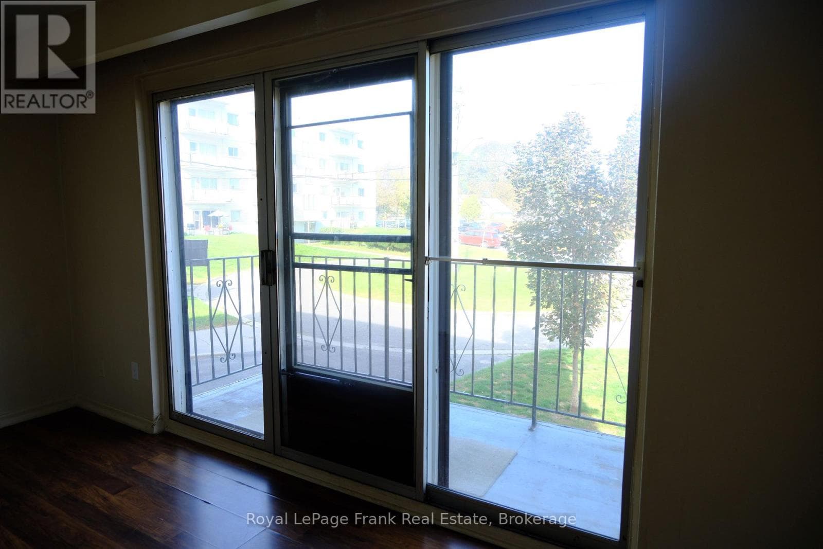 Multi-family at 3- 365 Elgin Court, Oshawa (McLaughlin), Ontario - Photo 8 - RE/MAX Garden City Realty