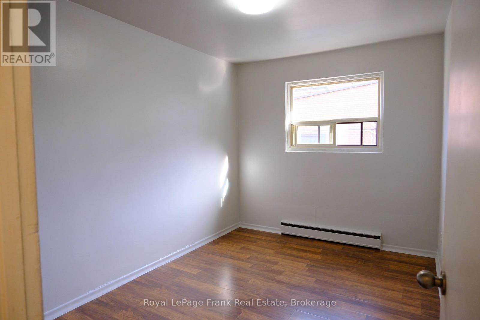 Multi-family at 3- 365 Elgin Court, Oshawa (McLaughlin), Ontario - Photo 9 - RE/MAX Garden City Realty