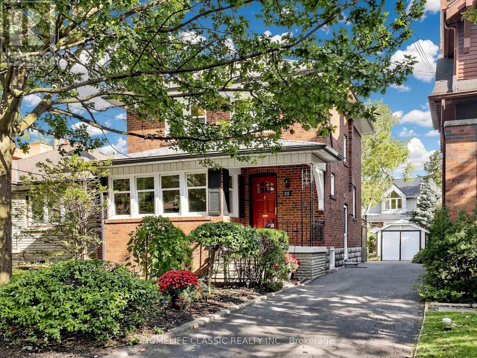 25 Dartmouth Crescent