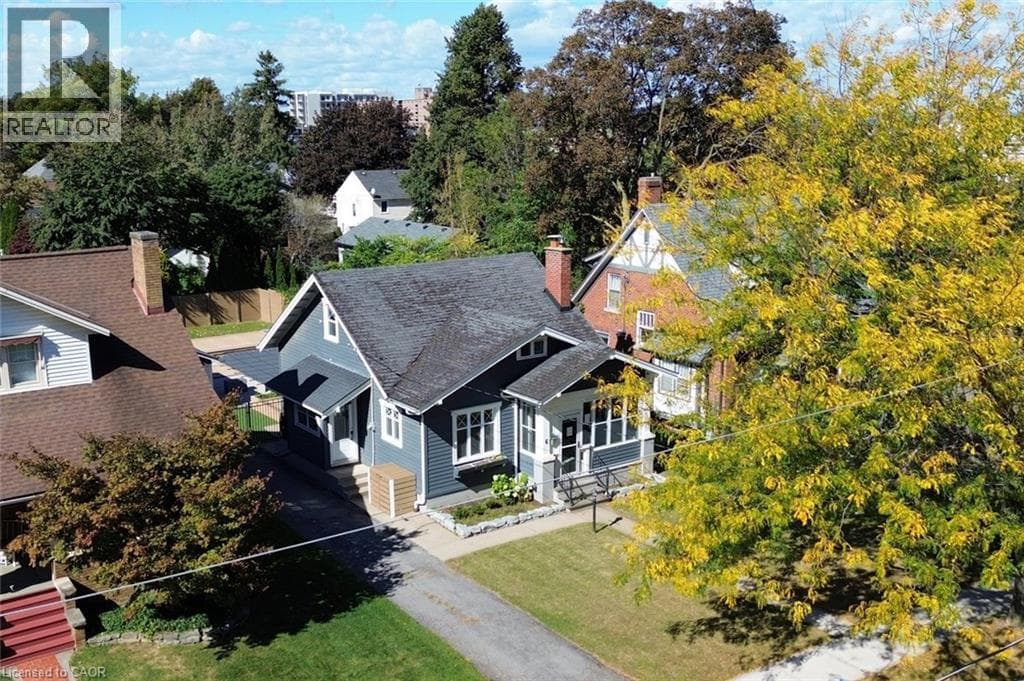 Single Family at 6 NELLES Boulevard, Grimsby, Ontario - Photo 2 - RE/MAX Garden City Realty