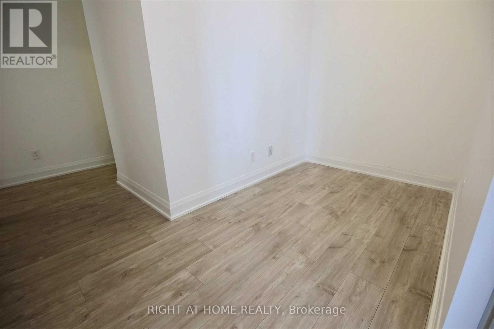 Single Family at 1703- 56 Annie Craig Drive, Toronto (Mimico), Ontario - Photo 8 - RE/MAX Garden City Realty