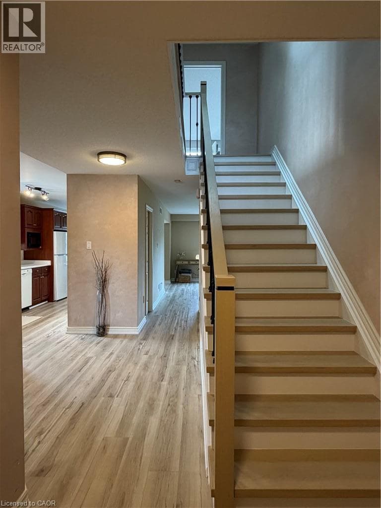 Single Family at 82 ST. DAVIDS Road, St. Catharines, Ontario - Photo 3 - RE/MAX Garden City Realty