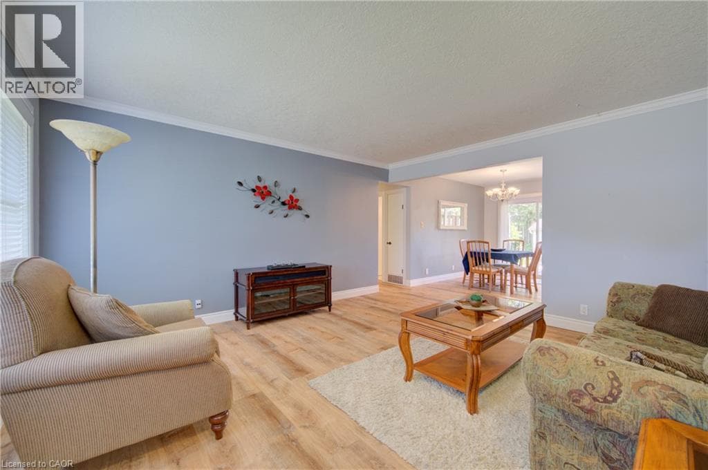 Single Family at 251 UNION Street, Waterloo, Ontario - Photo 8 - RE/MAX Garden City Realty