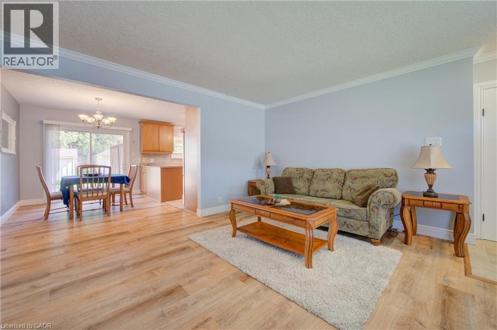 Single Family at 251 UNION Street, Waterloo, Ontario - Photo 9 - RE/MAX Garden City Realty