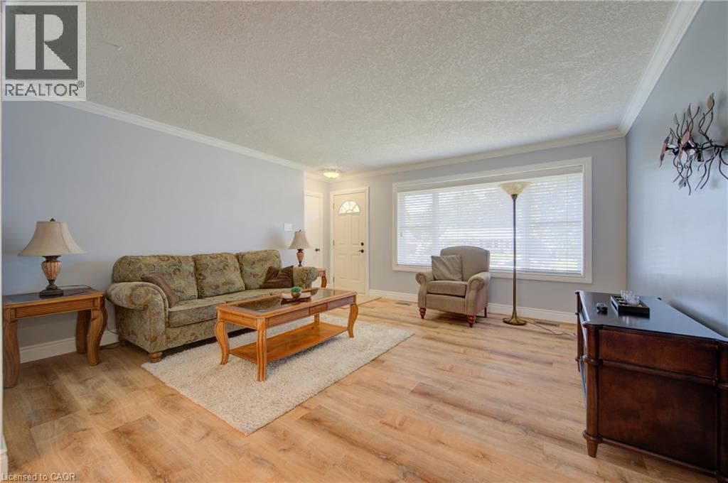 Single Family at 251 UNION Street, Waterloo, Ontario - Photo 10 - RE/MAX Garden City Realty