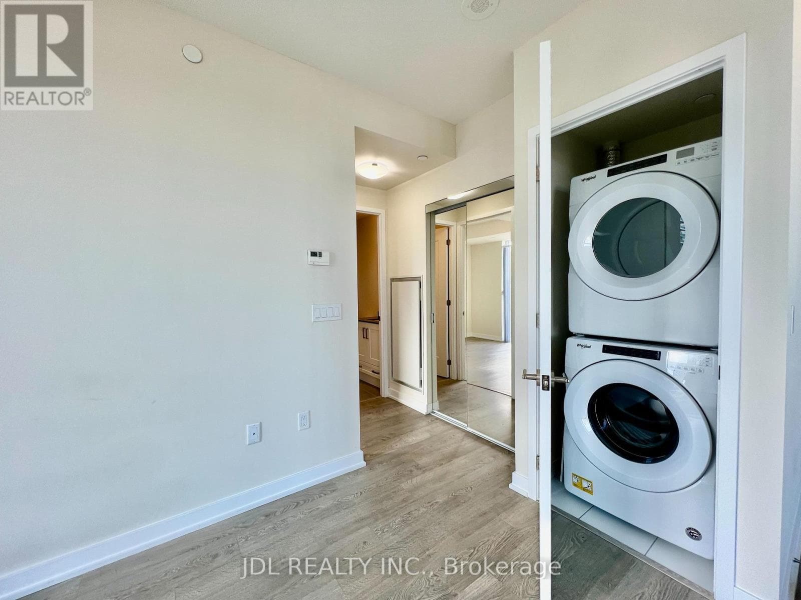 Single Family at 3709- 99 John Street, Toronto (Waterfront Communities), Ontario - Photo 6 - RE/MAX Garden City Realty