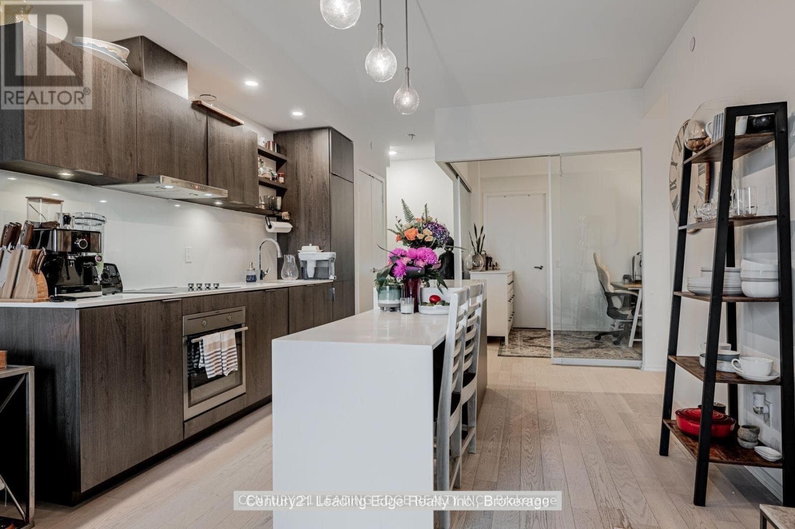 Single Family at 805- 12 Bonnycastle Street, Toronto (Waterfront Communities), Ontario - Photo 8 - RE/MAX Garden City Realty