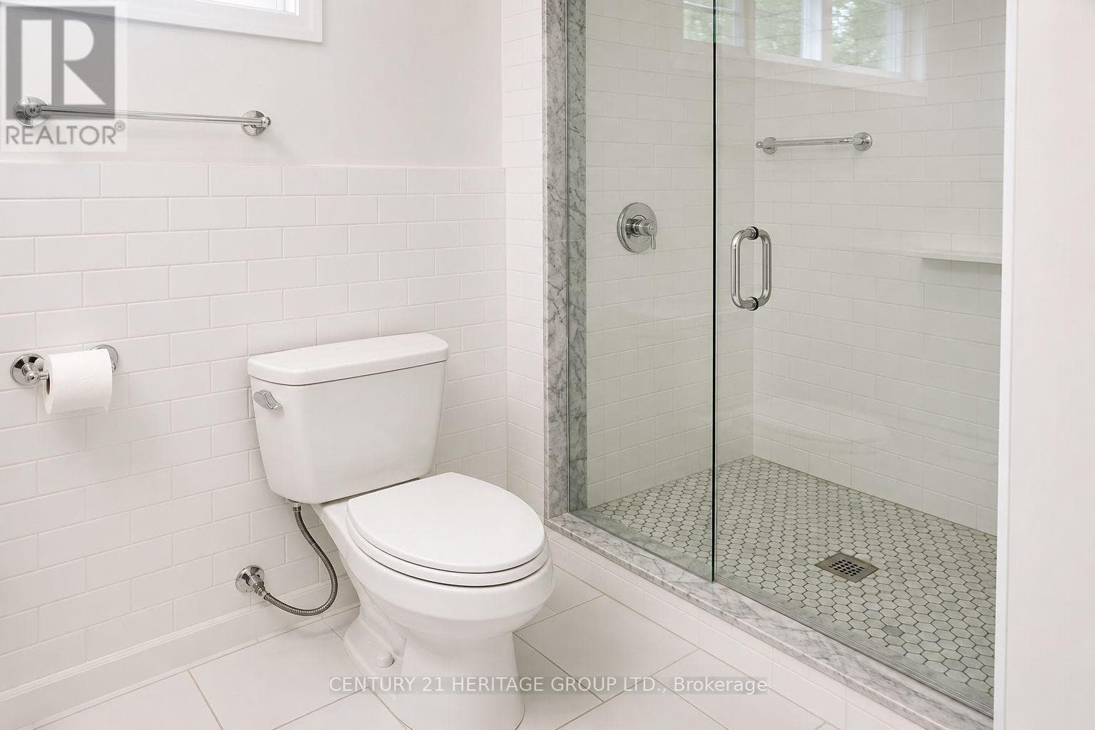 Single Family at Bsmt- 17 Hi Mount Drive, Toronto (Bayview Village), Ontario - Photo 9 - RE/MAX Garden City Realty