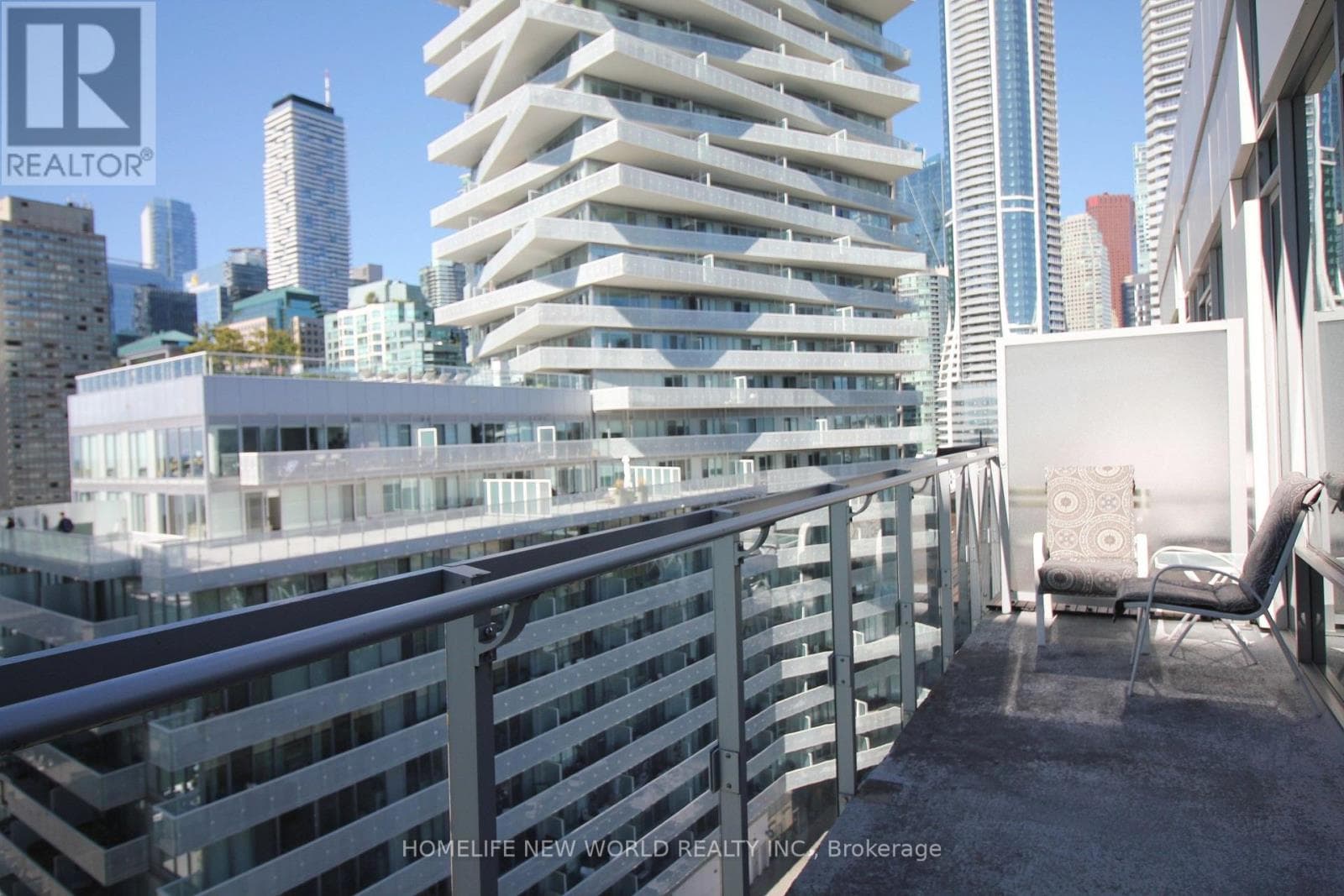 Single Family at 1123- 29 QUEENS QUAY, Toronto (Waterfront Communities), Ontario - Photo 4 - RE/MAX Garden City Realty