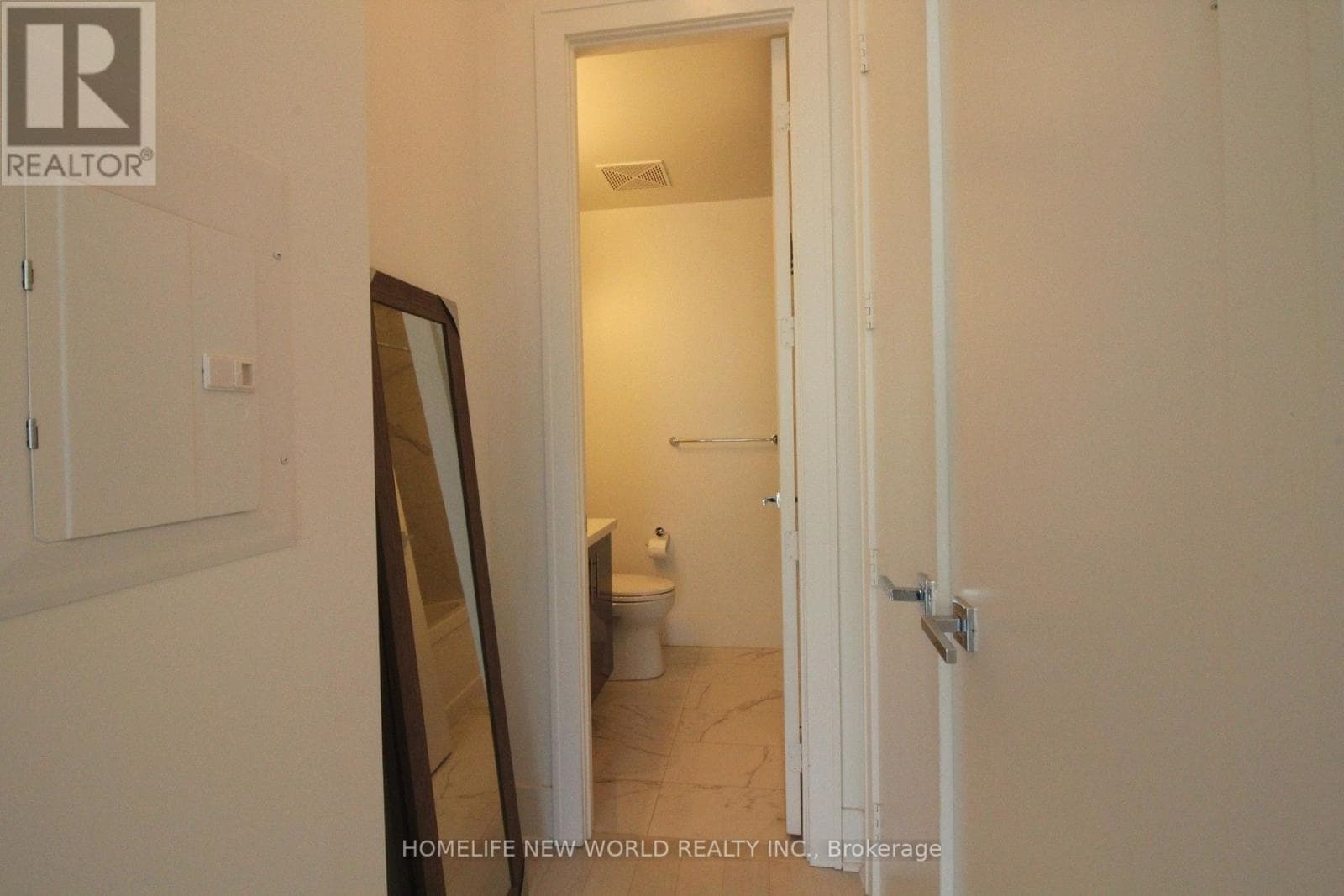 Single Family at 1123- 29 QUEENS QUAY, Toronto (Waterfront Communities), Ontario - Photo 8 - RE/MAX Garden City Realty