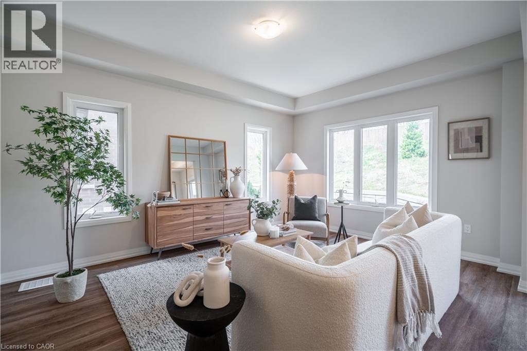 Single Family at 13- 4552 PORTAGE Road, Niagara Falls, Ontario - Photo 7 - RE/MAX Garden City Realty