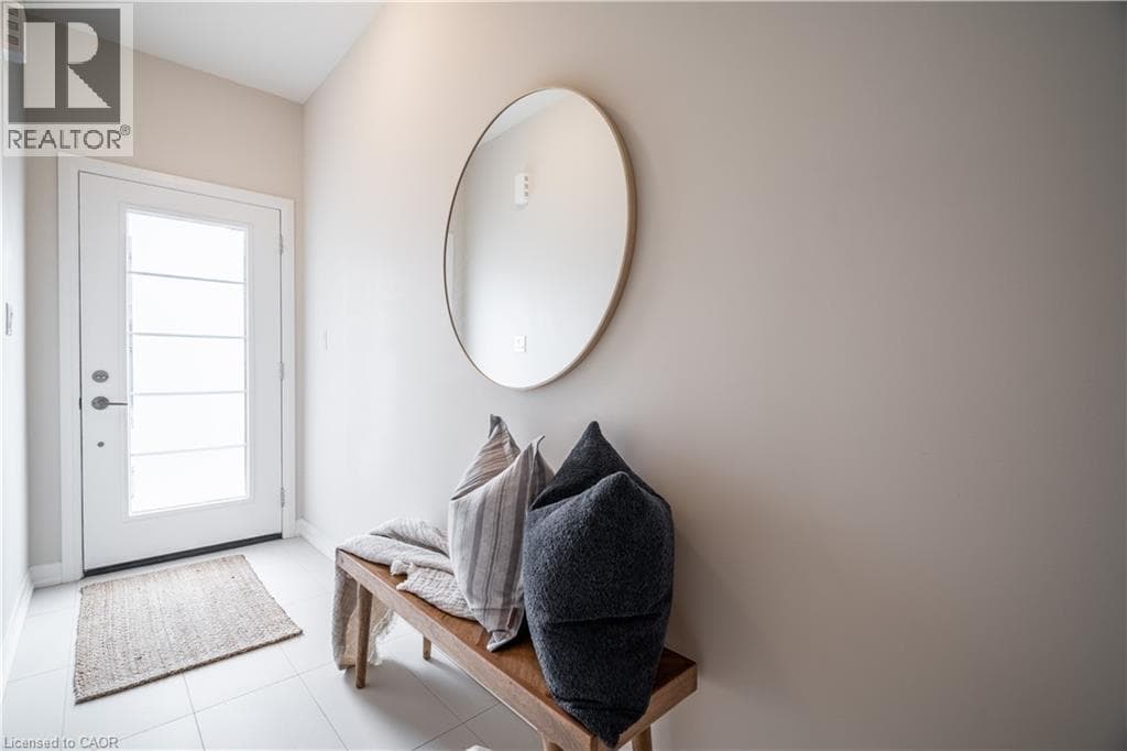 Single Family at 13- 4552 PORTAGE Road, Niagara Falls, Ontario - Photo 4 - RE/MAX Garden City Realty
