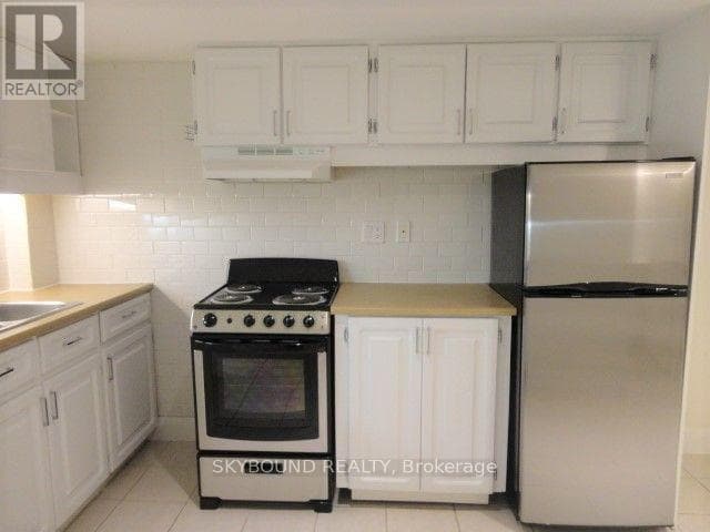 Single Family at , , ON - Photo 7 - RE/MAX Garden City Realty