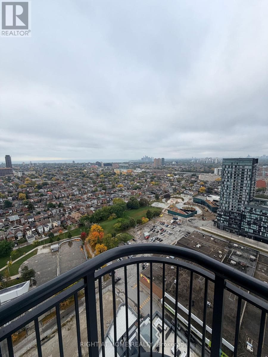 Single Family at 2611- 1185 Dupont Street, Toronto (Dovercourt-Wallace Emerson-Junction), Ontario - Photo 9 - RE/MAX Garden City Realty