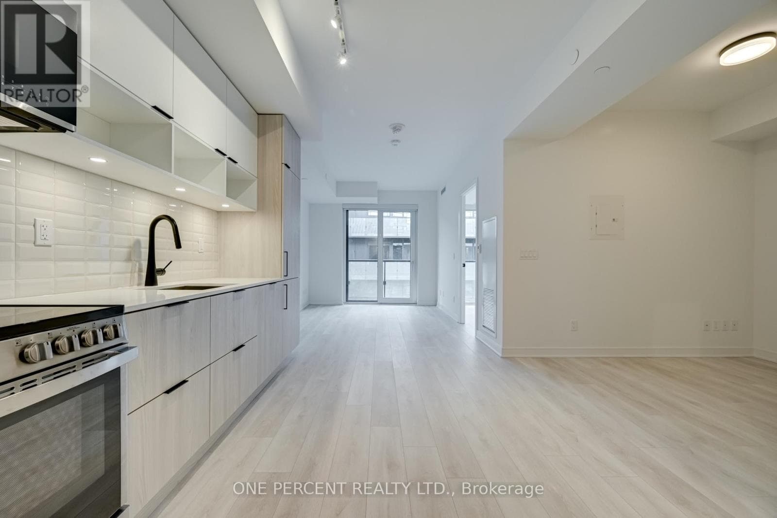 Single Family at S408- 35 Rolling Mills Road, Toronto (Waterfront Communities), Ontario - Photo 6 - RE/MAX Garden City Realty