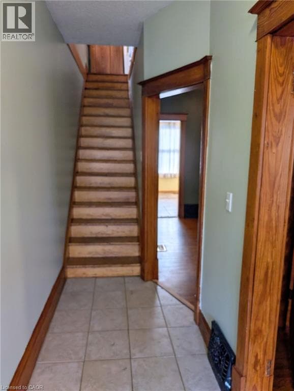 Single Family at 61 BARNESDALE Avenue, Hamilton, Ontario - Photo 5 - RE/MAX Garden City Realty