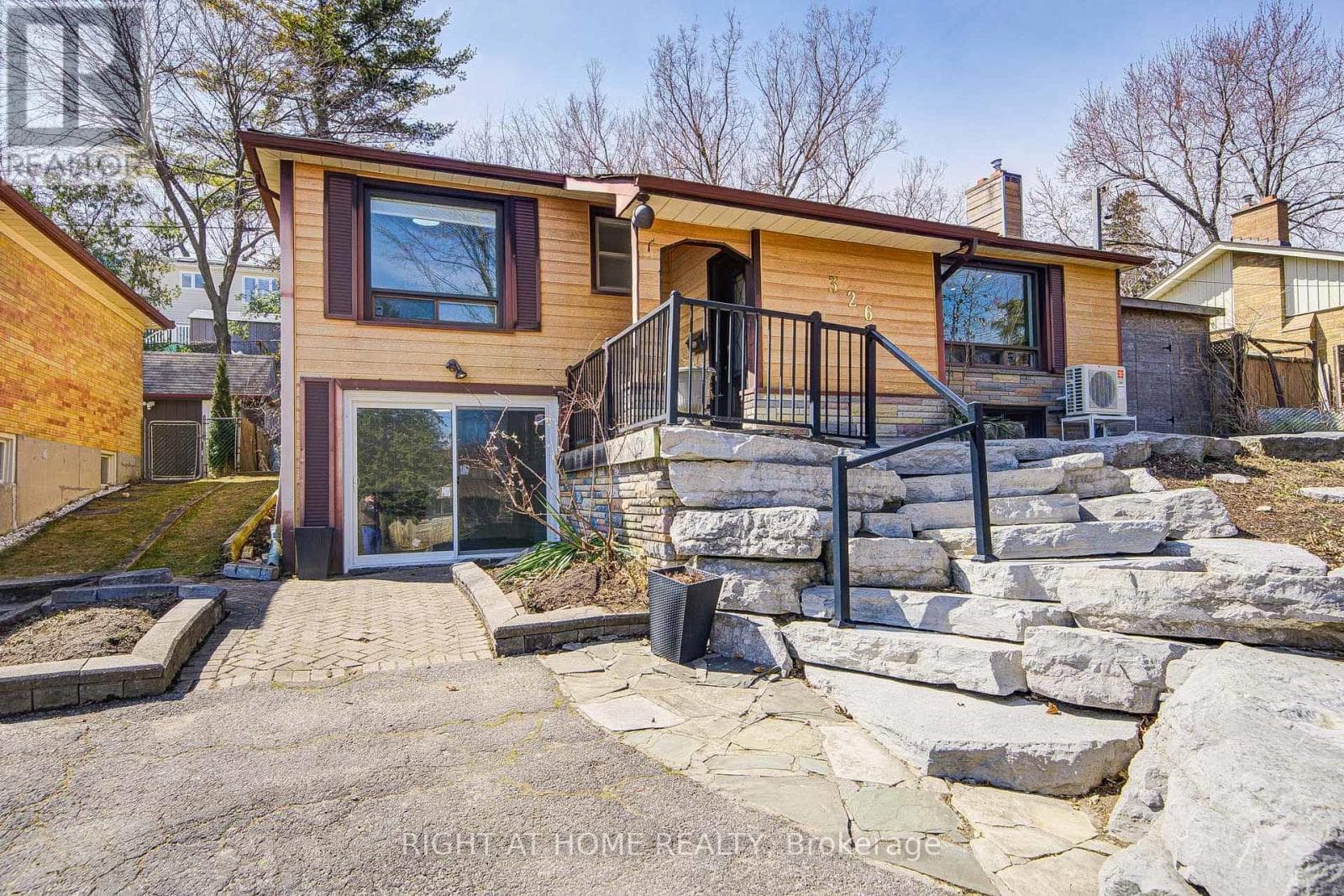 Single Family at 326 Jaybell Grove, Toronto (Rouge), Ontario - Photo 2 - RE/MAX Garden City Realty