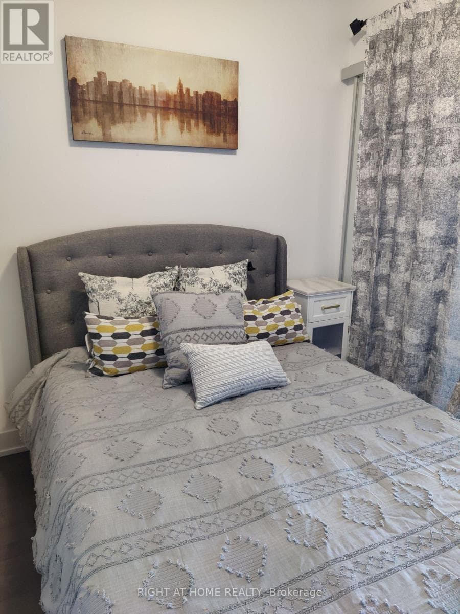 Single Family at 2214- 2550 Simcoe Street, Oshawa (Windfields), Ontario - Photo 8 - RE/MAX Garden City Realty