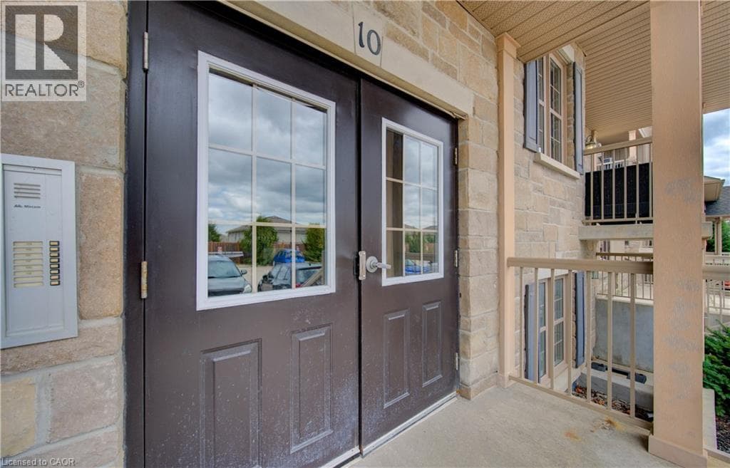 Single Family at 10F- 1460 HIGHLAND Road, Kitchener, Ontario - Photo 4 - RE/MAX Garden City Realty