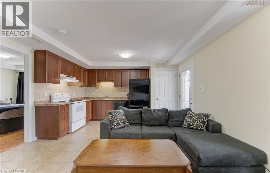 Single Family at 10F- 1460 HIGHLAND Road, Kitchener, Ontario - Photo 9 - RE/MAX Garden City Realty