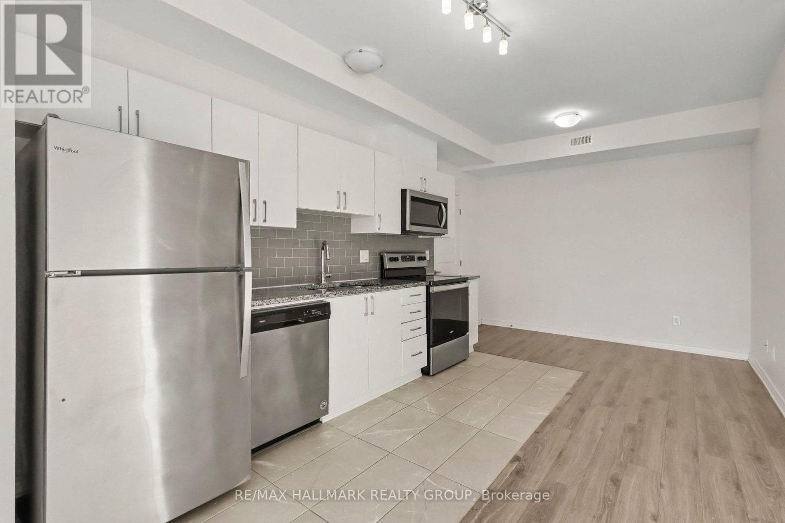 Single Family at K- 50 Jaguar Private, Ottawa, Ontario - Photo 5 - RE/MAX Garden City Realty