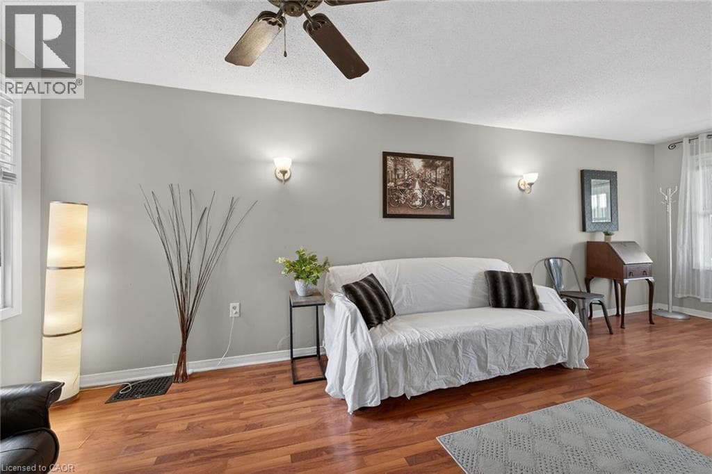 Single Family at 190 CAMPBELL Avenue, Hamilton, Ontario - Photo 8 - RE/MAX Garden City Realty