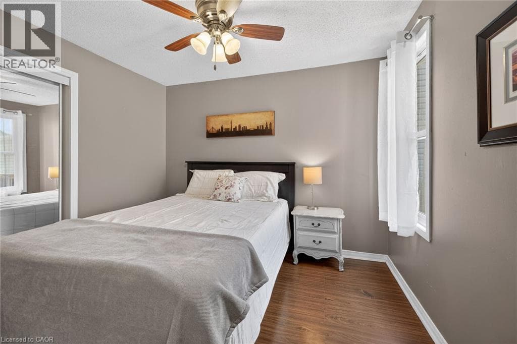 Single Family at 190 CAMPBELL Avenue, Hamilton, Ontario - Photo 9 - RE/MAX Garden City Realty