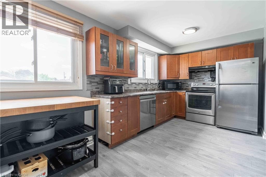 Single Family at 1- 1025 UPPER GAGE Avenue, Hamilton, Ontario - Photo 10 - RE/MAX Garden City Realty