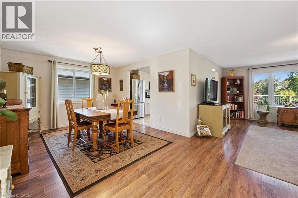 Single Family at 139 WESTVALE Drive, Waterloo, Ontario - Photo 10 - RE/MAX Garden City Realty