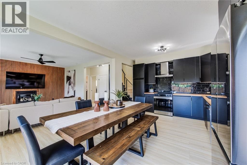Single Family at 210 HAWKSWOOD Drive, Kitchener, Ontario - Photo 10 - RE/MAX Garden City Realty