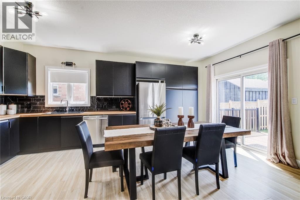 Single Family at 210 HAWKSWOOD Drive, Kitchener, Ontario - Photo 9 - RE/MAX Garden City Realty