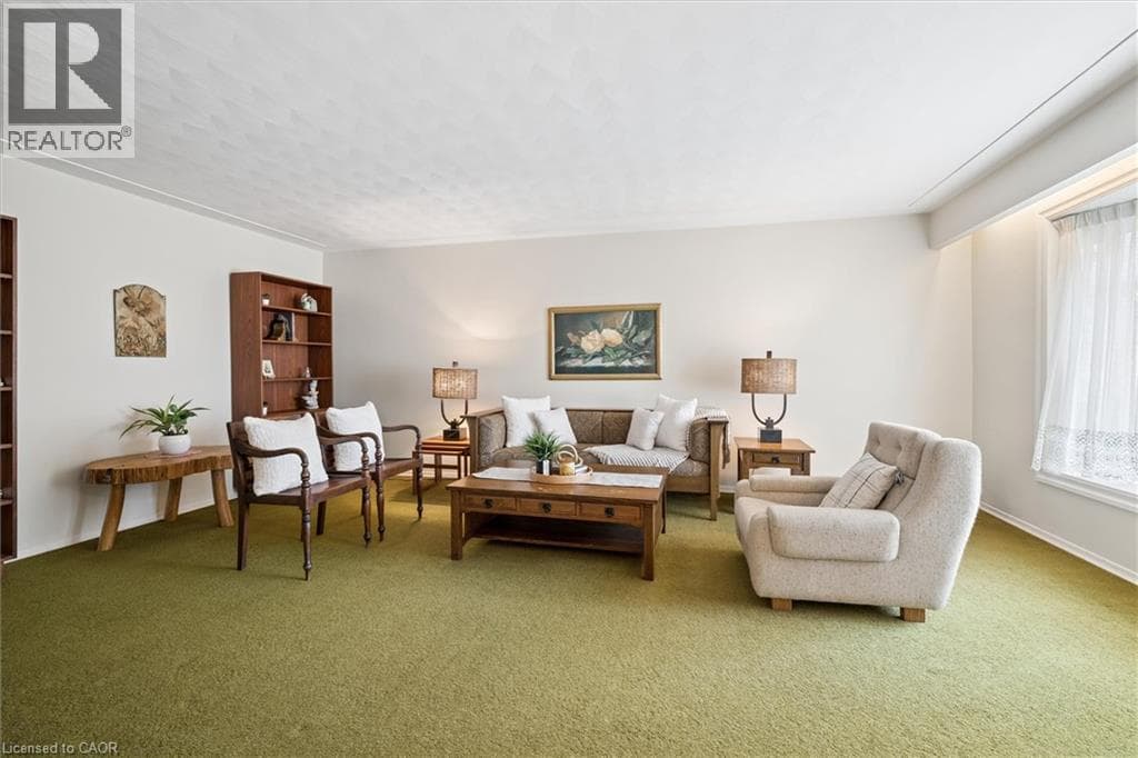 Single Family at 142 CARSON Drive, Kitchener, Ontario - Photo 10 - RE/MAX Garden City Realty