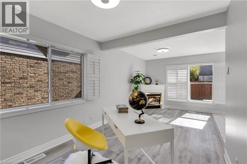 Single Family at 723 CHESAPEAKE Drive, Waterloo, Ontario - Photo 10 - RE/MAX Garden City Realty
