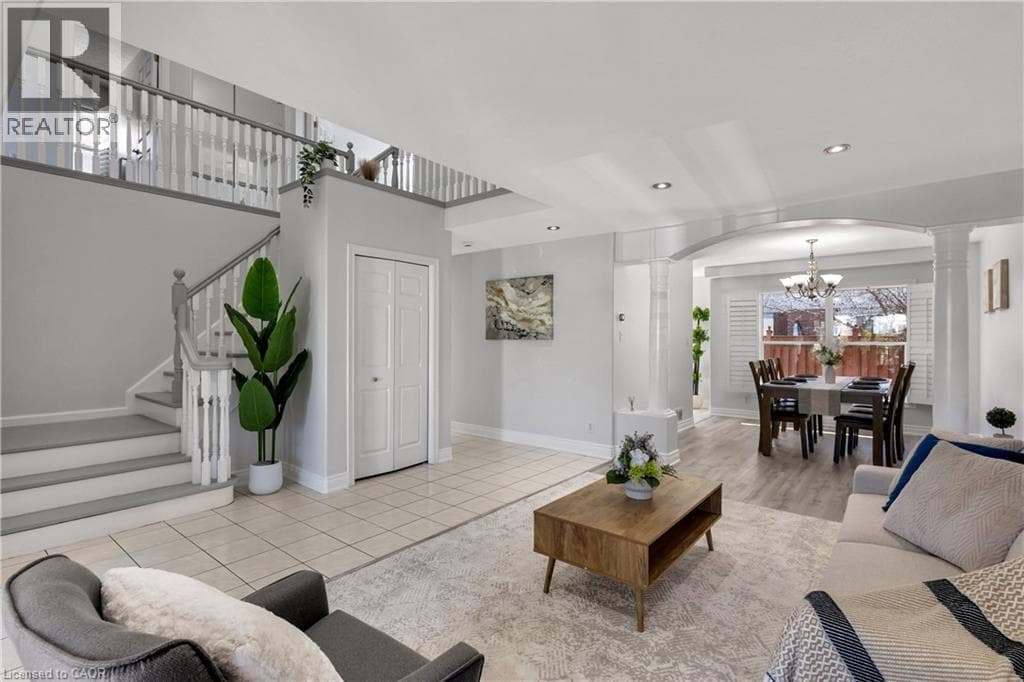 Single Family at 723 CHESAPEAKE Drive, Waterloo, Ontario - Photo 8 - RE/MAX Garden City Realty