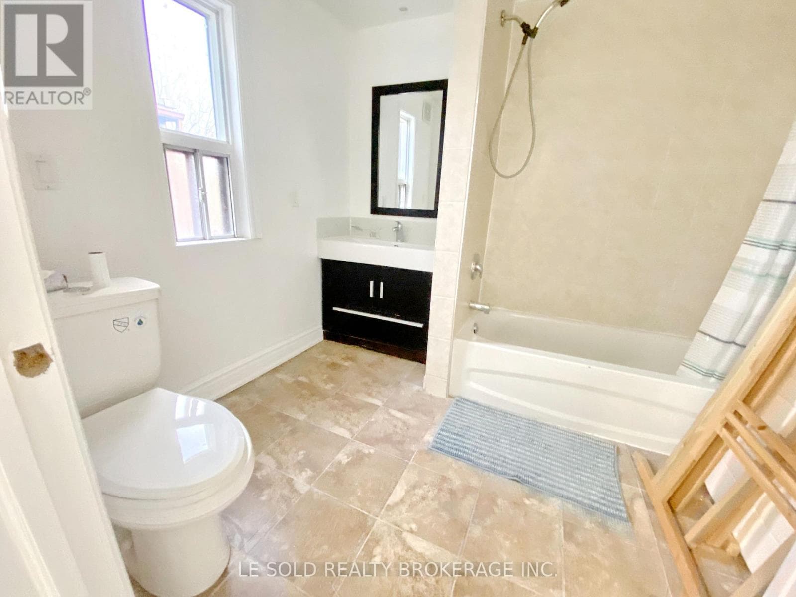 Single Family at 1 Bedroom- 271 Hallam Street, Toronto (Dovercourt-Wallace Emerson-Junction), Ontario - Photo 2 - RE/MAX Garden City Realty