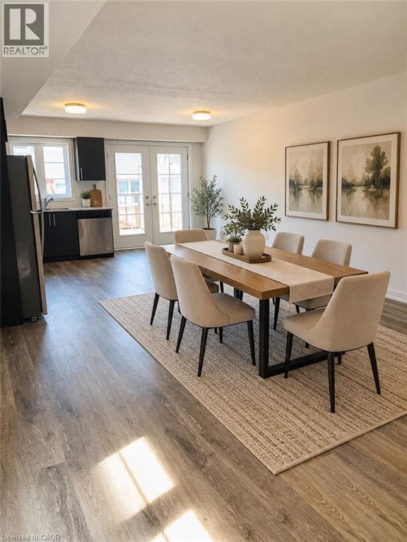 Single Family at 31- 205 WEST OAK Trail, Kitchener, Ontario - Photo 4 - RE/MAX Garden City Realty