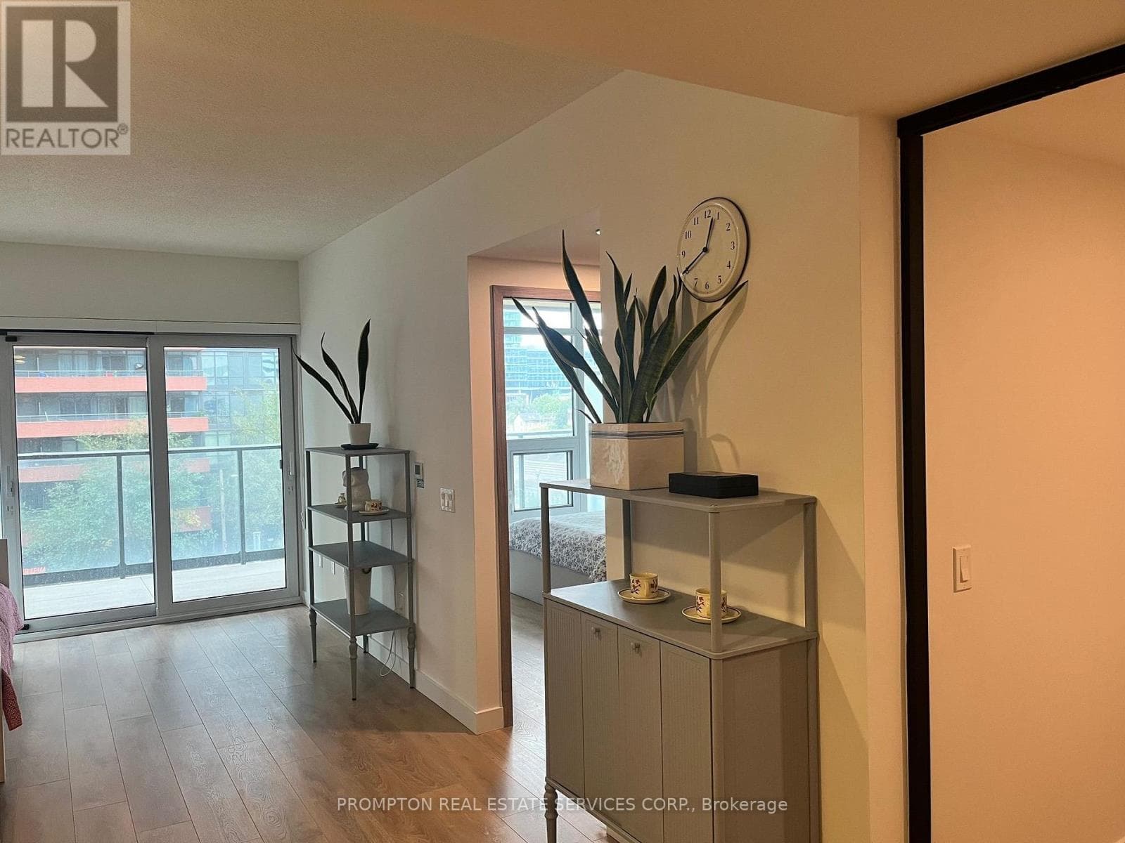 Single Family at 529- 3 Concord Cityplace Way, Toronto (Waterfront Communities), Ontario - Photo 6 - RE/MAX Garden City Realty