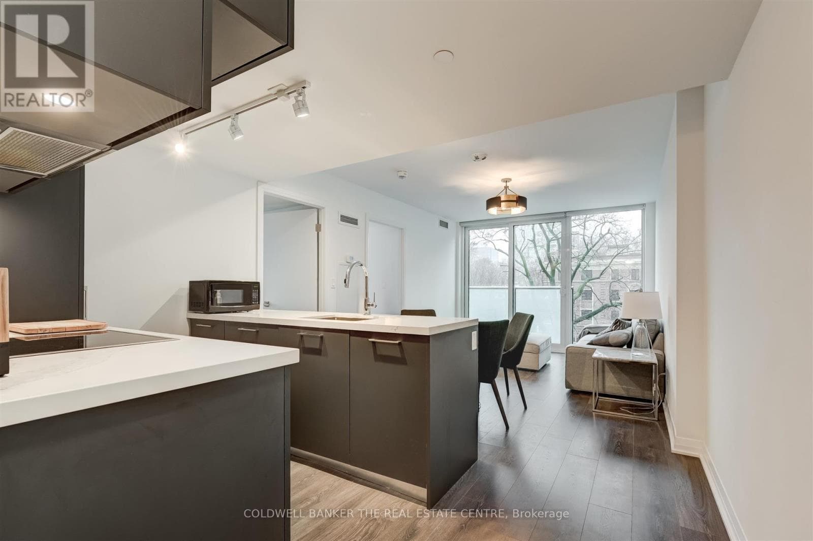 Single Family at 304- 99 Foxbar Road, Toronto (Yonge-St. Clair), Ontario - Photo 4 - RE/MAX Garden City Realty