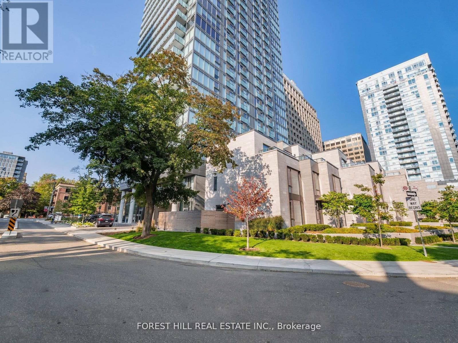Single Family at 1007- 99 Foxbar Road, Toronto (Yonge-St. Clair), Ontario - Photo 2 - RE/MAX Garden City Realty