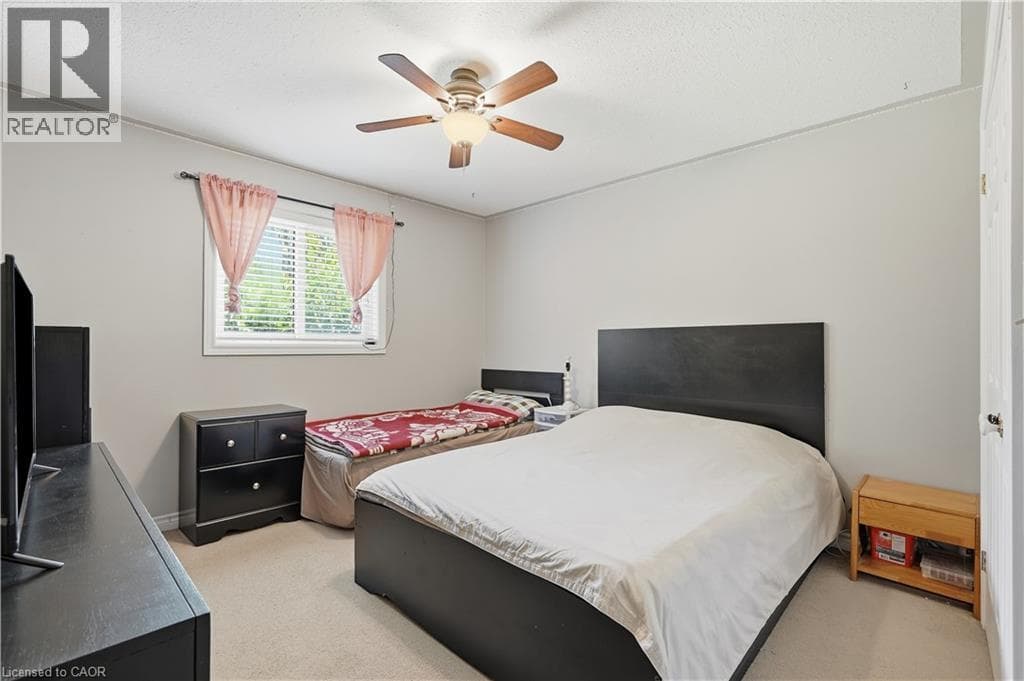 Single Family at 78 MONTGOMERY Road, Welland, Ontario - Photo 10 - RE/MAX Garden City Realty