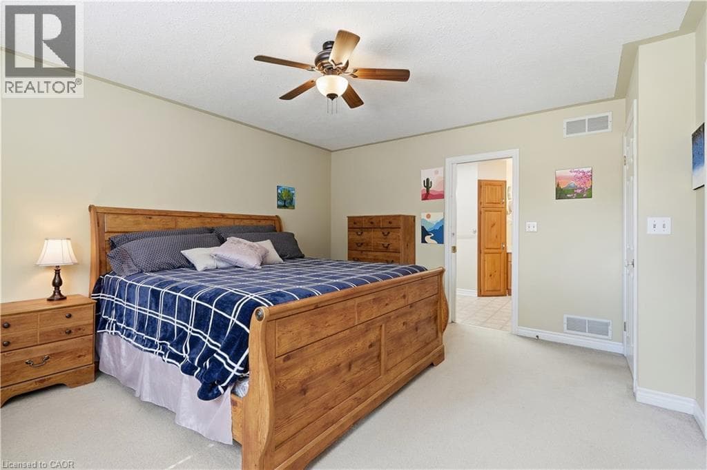 Single Family at 78 MONTGOMERY Road, Welland, Ontario - Photo 9 - RE/MAX Garden City Realty