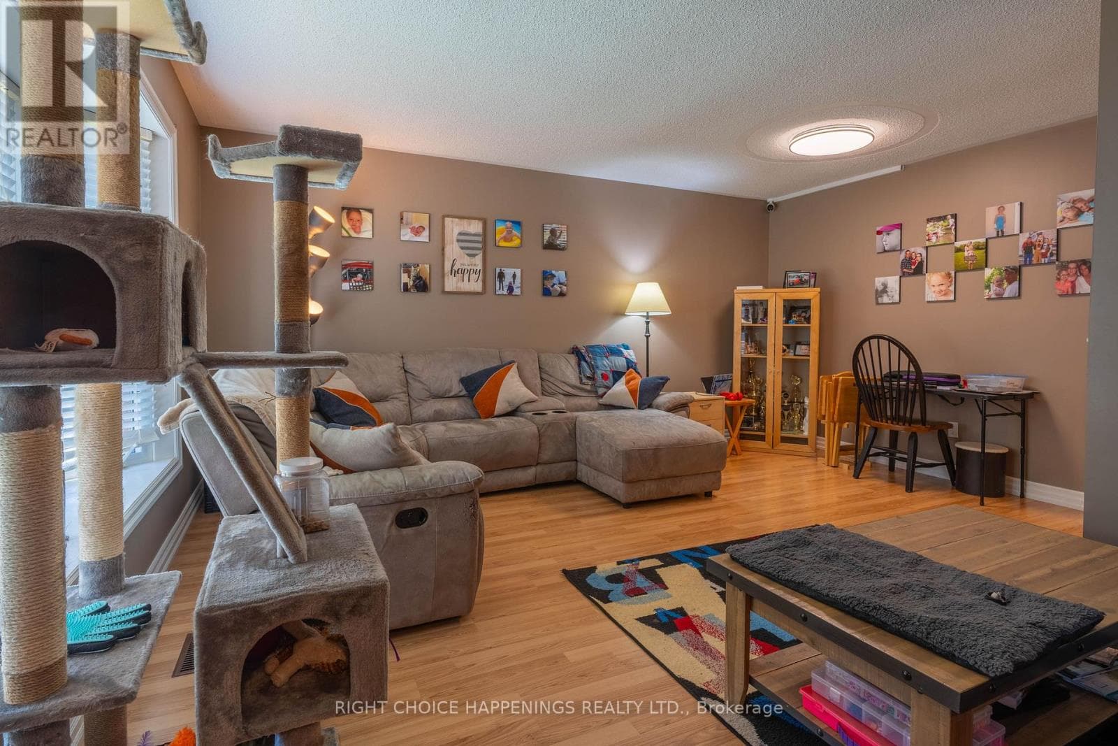 Single Family at 10 Newleaf Crescent, Welland (N. Welland), Ontario - Photo 5 - RE/MAX Garden City Realty