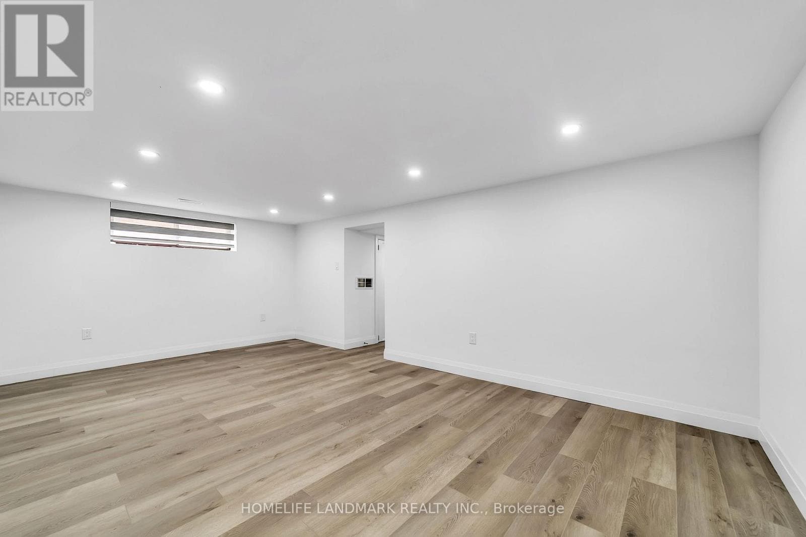 Single Family at Laurel Avenue, Toronto (Kennedy Park), Ontario - Photo 7 - RE/MAX Garden City Realty