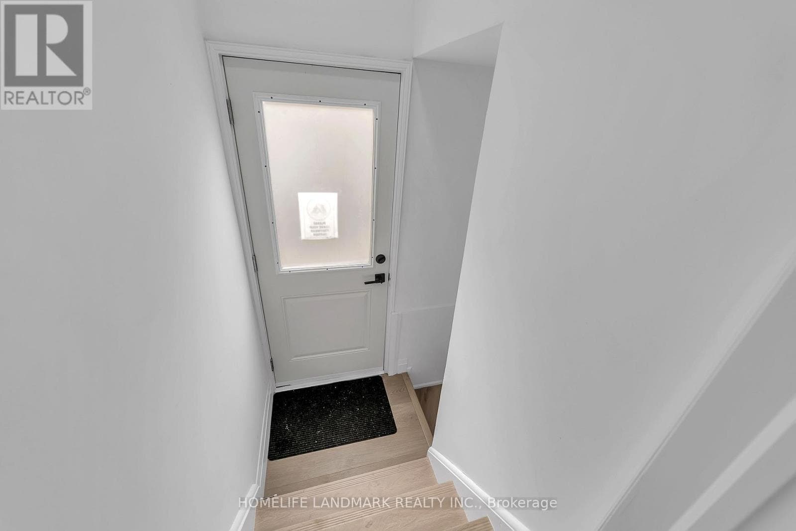 Single Family at Laurel Avenue, Toronto (Kennedy Park), Ontario - Photo 9 - RE/MAX Garden City Realty